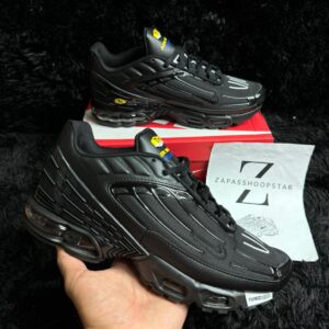 NIKE TN TUNED