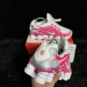 NIKE SHOX PINK